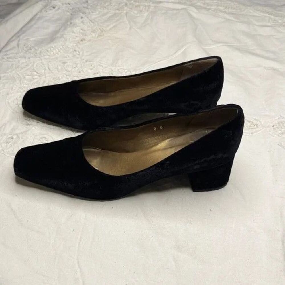 Joan & David Vintage Black Velvet Heels - Excellent Condition